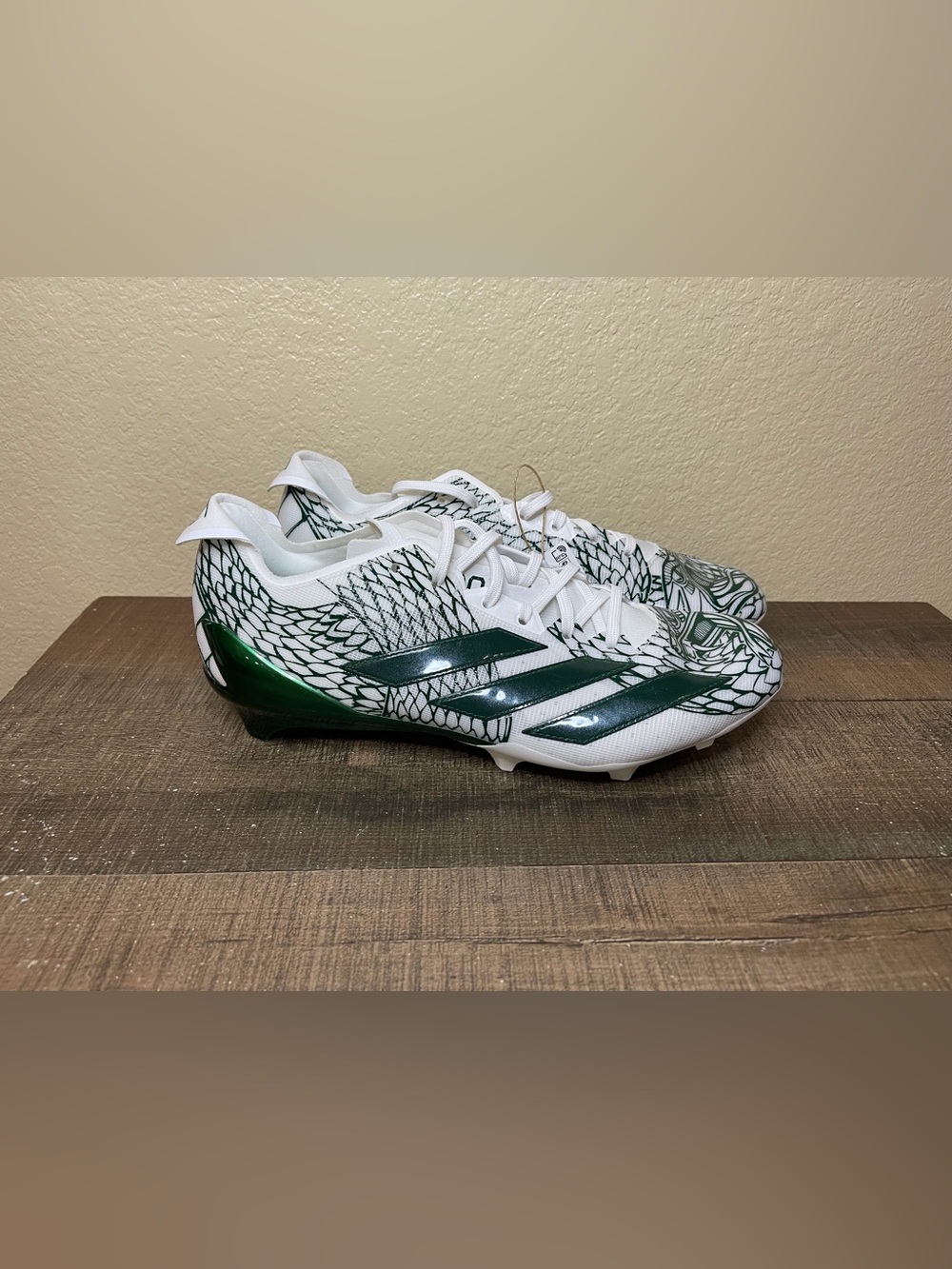 Adidas Adizero Electric.2 “Green White”
- Size 11.5 Men.